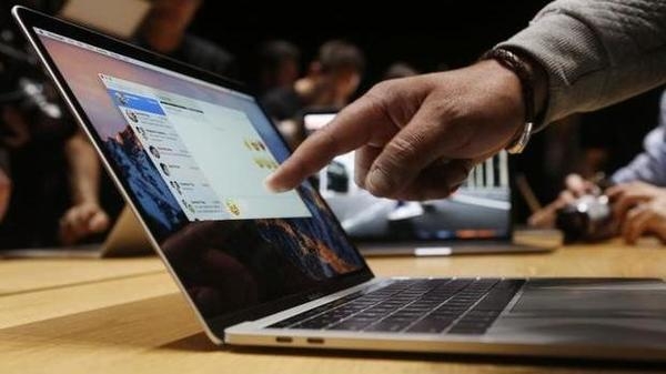 SriLanka Airlines Joins Several International Airlines In Banning Faulty MacBook Pro Model On Flights