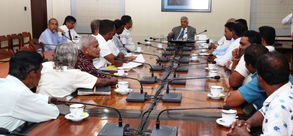 Prime Minister Meets Saw Mill Owners: Defends President&#039;s Statement To Ban Saw Mills In Five Years