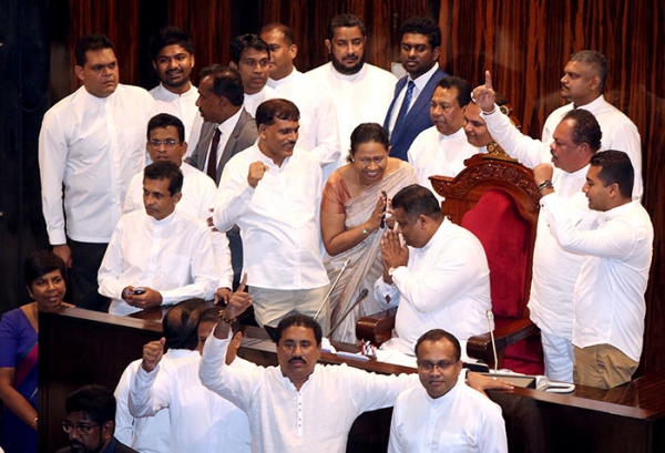 UPFA MP Arundika Fernando Apologizes To Parliament For Occupying Speaker&#039;s Chair And Conducting Mock Parliamentary Session