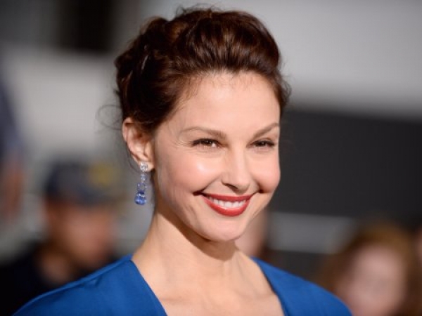 Top Hollywood Star Ashley Judd In Sri Lanka For Brief Humanitarian Mission