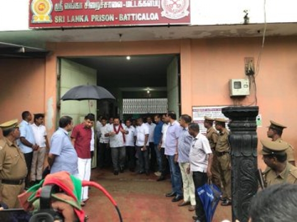 Former President Visits Batticaloa Prison To Meet Sibanesathurai Chandrakanthan Alias Pilleyan Ahead Of Presidential Polls