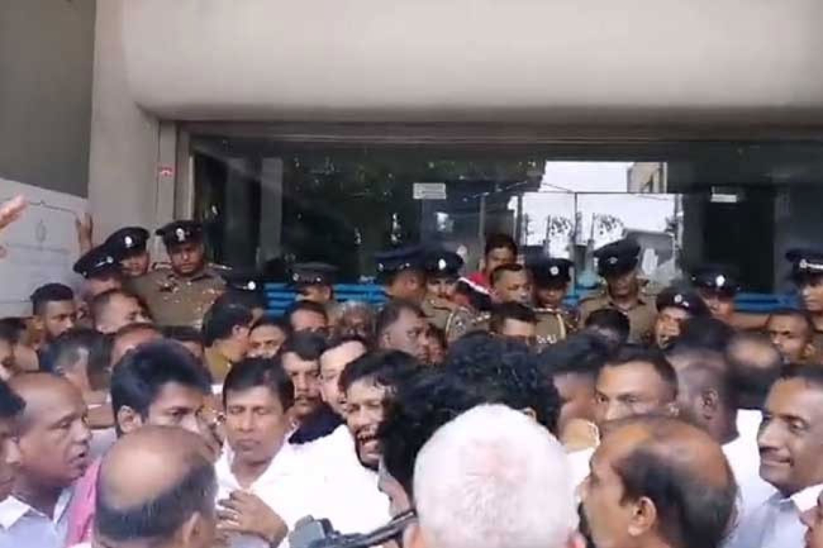 High Drama at Darley Road:  Tense Standoff Outside SLFP Headquarters as Wijedasa Rajapakse Named Acting Chairman