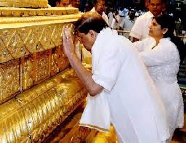 President Sirisena And Family Leave For India On Personal Visit: President To Pay Tribute To Tirupathy Temple