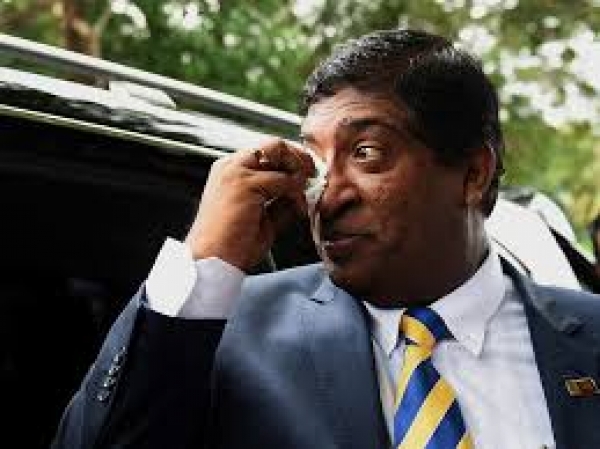 Ravi Karunanayake&#039;s Lawyers File Writ Application Requesting To Cancel Arrest Warrant Issued By Fort Magistrate