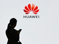 Huawei overtakes Samsung as top smartphone seller in the world