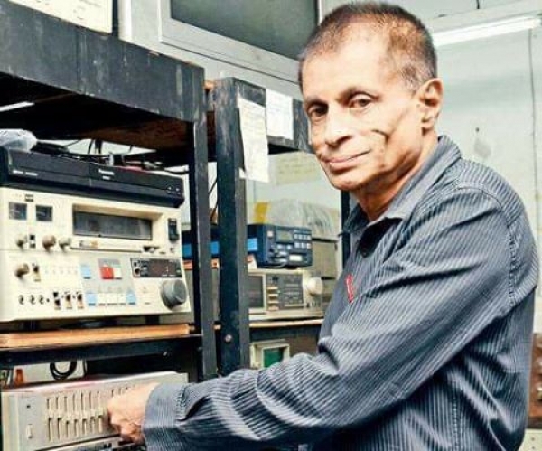 Ranil&#039;s Brother Shan Wickremesinghe To Sue Government For Forcibly Closing Down TNL Transmission Centres