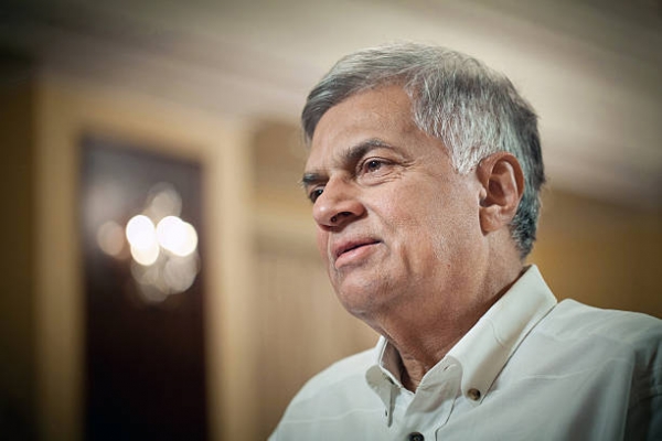 UNP And UNF Leaders Unanimously Decide To Support Ranil: Decision Will Be Officially Conveyed To Sirisena