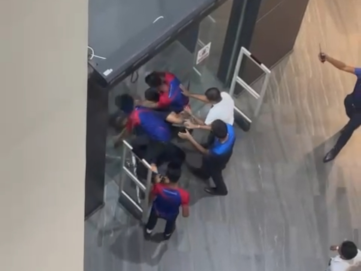 [VIDEO] Customer Brutally Assaulted by House of Fashion Staff