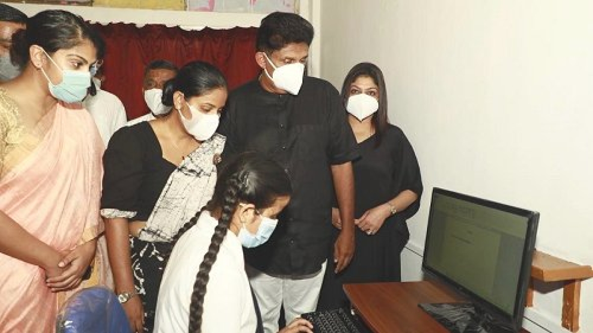 Opposition Leader Sajith Premadasa commences pilot project to donate Smart Boards to schools