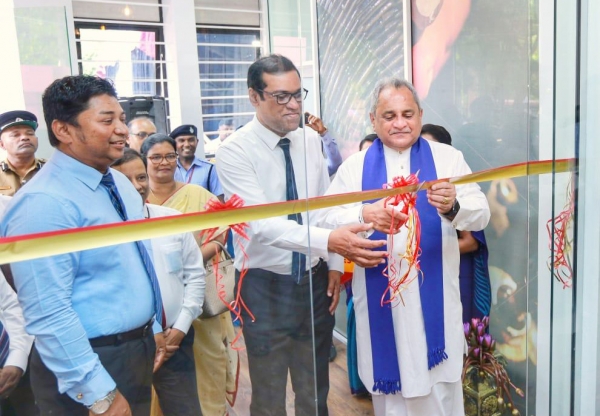 People’s Bank opens an exclusive “People’s Elegance” Banking Centre in Ratnapura