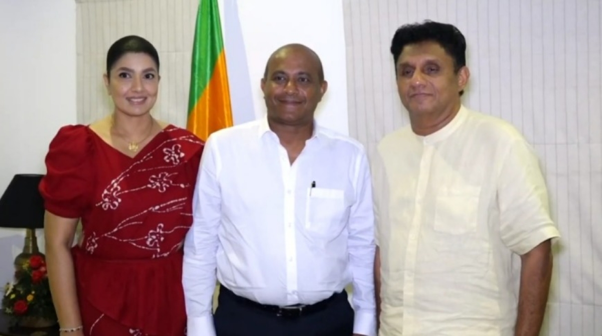 Hashan &amp; Apsari Tillakaratne Join SJB to Support Sajith Premadasa