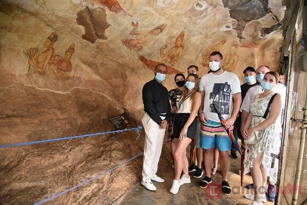 Udayanga Weeratunga And His Ukrainian Tourists Seen Taking Photographs And Flouting Laws At Sigiriya World Heritage Site