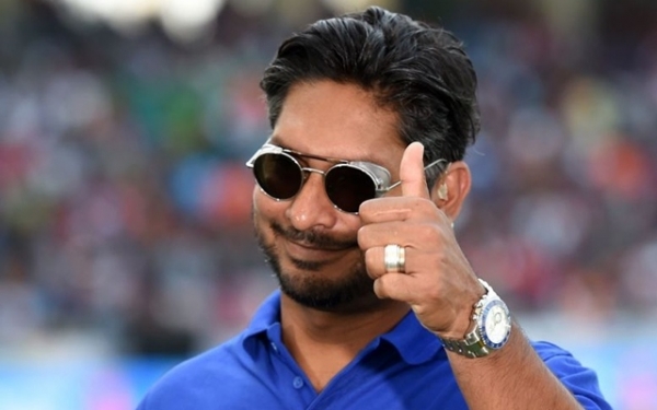 Former Sri Lankan Cricketer Kumar Sangakkara Set To Volunteer As a Driver Of A Food-Delivery Vehicle During The Curfew Period