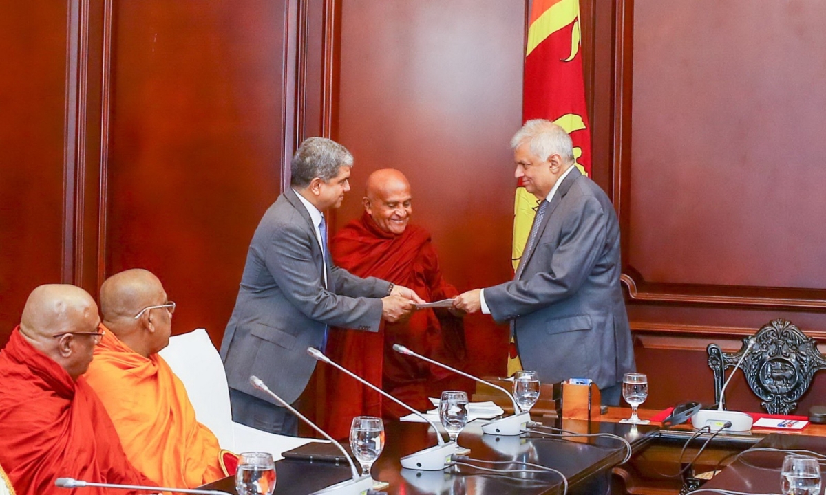 President Wickremesinghe Engages in Rare Talks with Global Tamil Forum and Buddhist Monks on Reconciliation