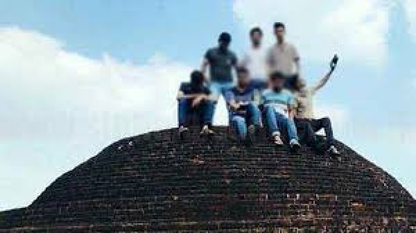Eight Students Who Took Photographs On Top Of Ancient Kiralagala Sthupa Remanded Till February 05