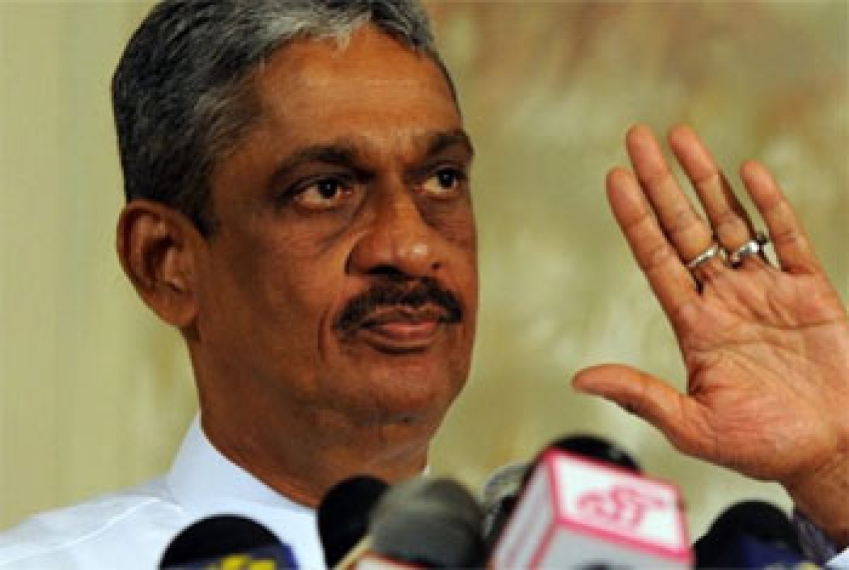 Sarath Fonseka Announces Candidacy for 2024 Presidential Election