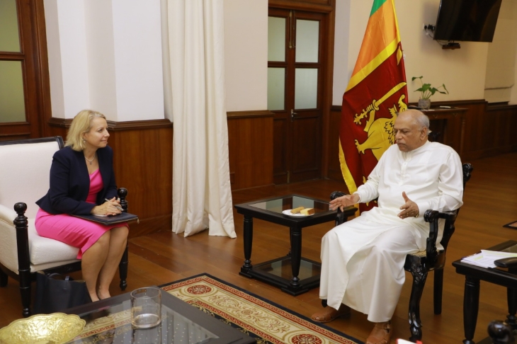 UK &amp; Sri Lanka to explore avenues of more investments and trade