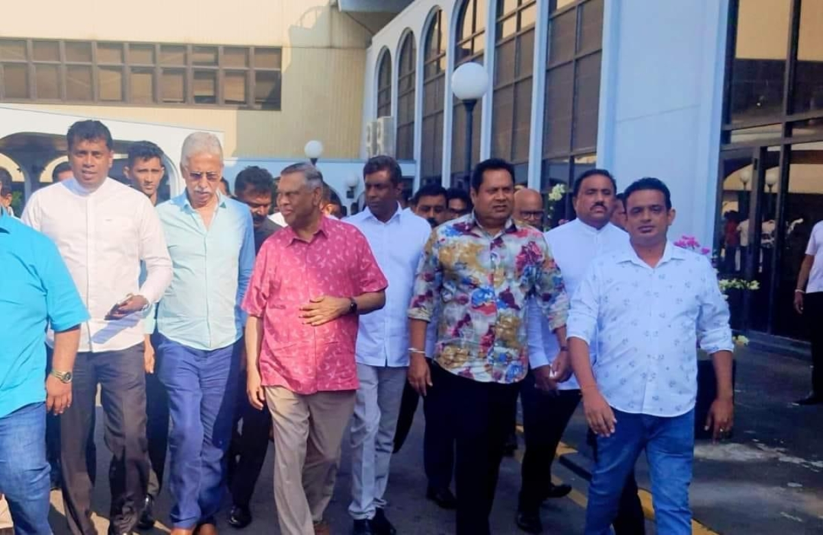 Former Finance Minister Basil Rajapaksa Returns to Sri Lanka: Welcomed by SLPP Members