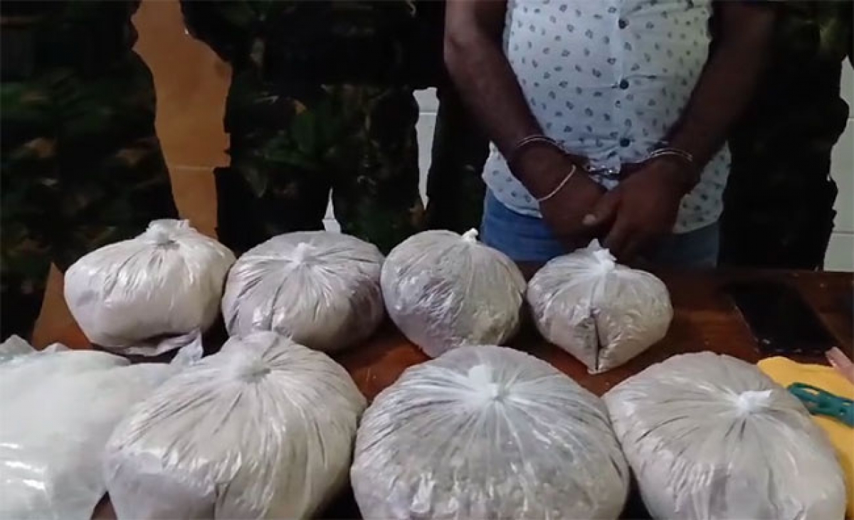 Accomplices of &#039;Army Chooty&#039; Arrested with Drugs Worth Over Rs. 285 Million