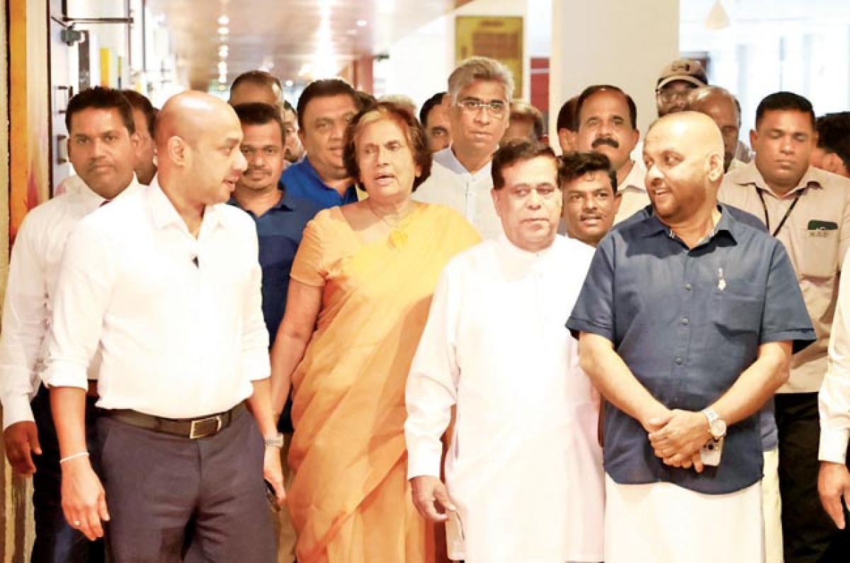 SLFP Executive Committee Makes Crucial Decisions: Nimal Siripala de Silva and Duminda Dissanayake Confirmed in Permanent Roles