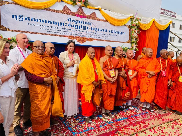 19th Tripitaka Chanting Under Sacred Bodhi Tree Commences with Global Participation