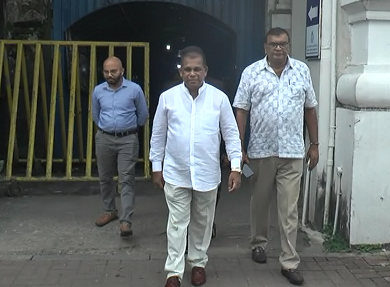 Maddumabandara Files CID Complaint Over Liquor Licenses
