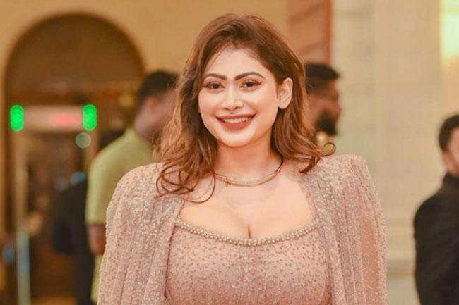 Piumi Hansamali